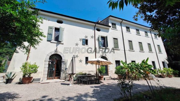 villa in vendita a Costermano sul Garda