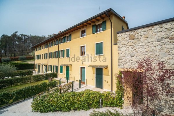 appartamento in vendita a Costermano sul Garda in zona Albarè