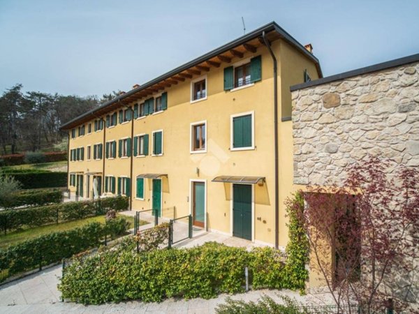 appartamento in vendita a Costermano sul Garda in zona Albarè