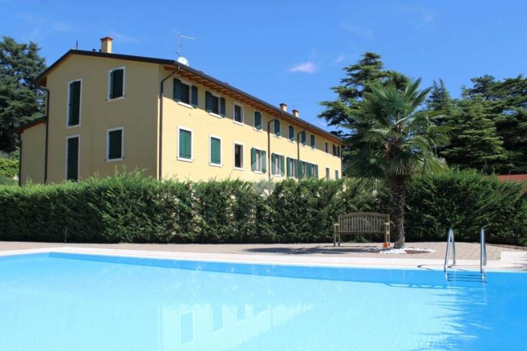 appartamento in vendita a Costermano sul Garda in zona Albarè