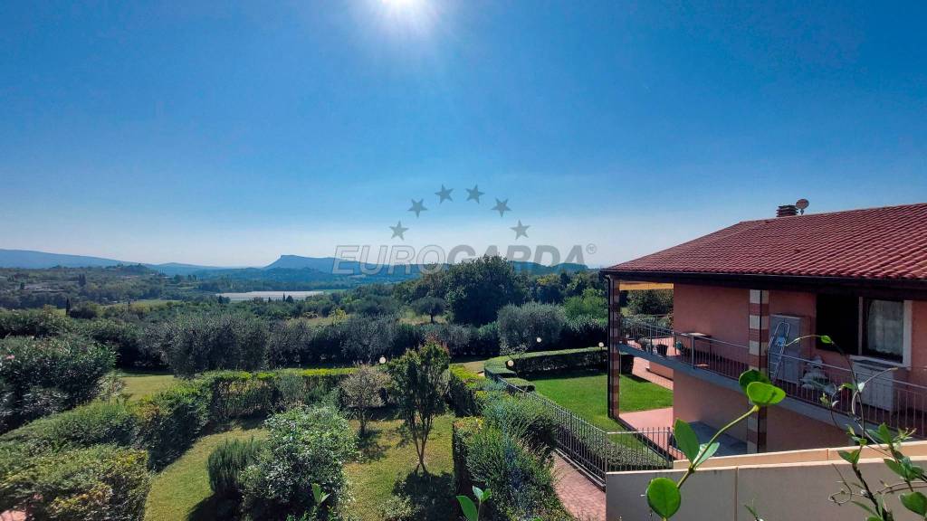 casa indipendente in vendita a Costermano sul Garda