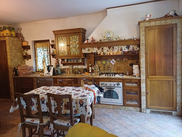 casa semindipendente in vendita a Costermano sul Garda