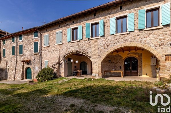 casa indipendente in vendita a Costermano sul Garda