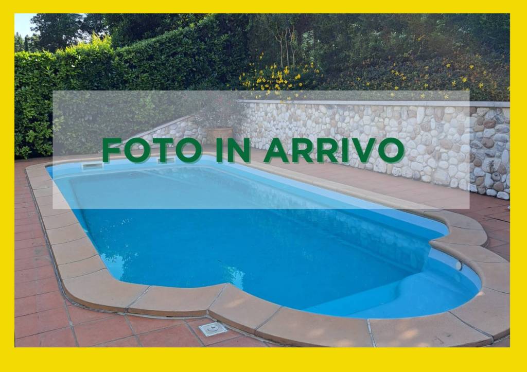 casa indipendente in vendita a Costermano sul Garda