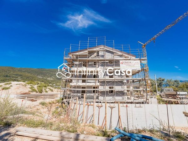 appartamento in vendita a Costermano sul Garda