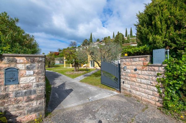 casa indipendente in vendita a Costermano sul Garda