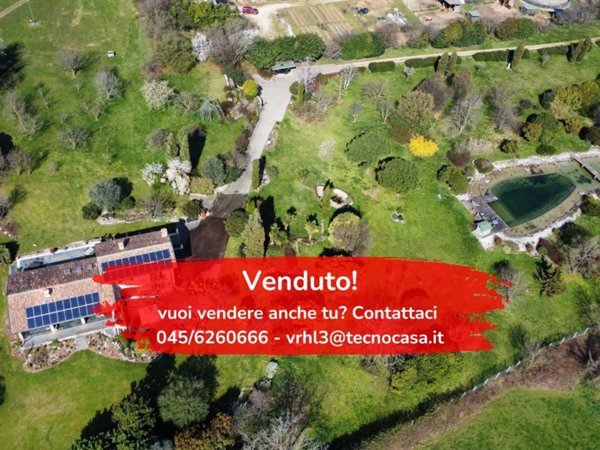 casa indipendente in vendita a Costermano sul Garda in zona Marciaga