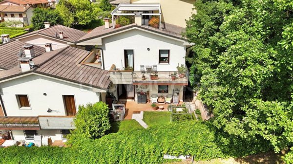 appartamento in vendita a Costermano sul Garda in zona Marciaga