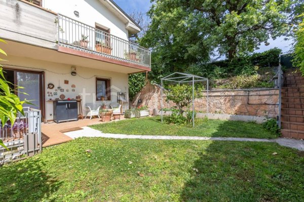 appartamento in vendita a Costermano sul Garda in zona Marciaga