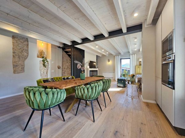 casa indipendente in vendita a Costermano sul Garda