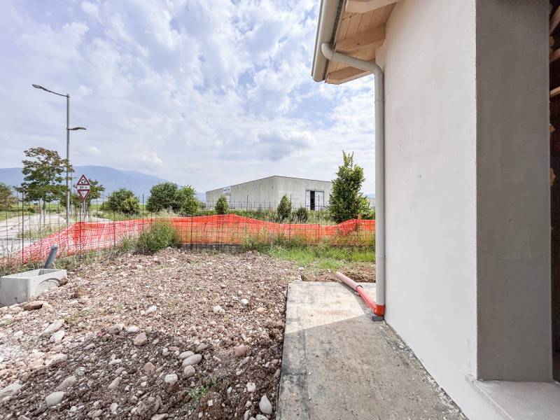 casa indipendente in vendita a Costermano sul Garda