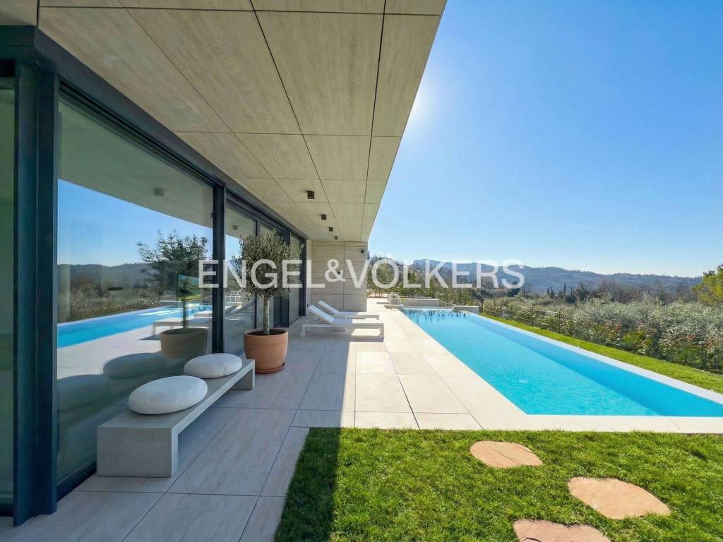 casa indipendente in vendita a Costermano sul Garda