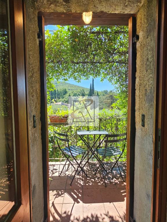 casa indipendente in vendita a Costermano sul Garda