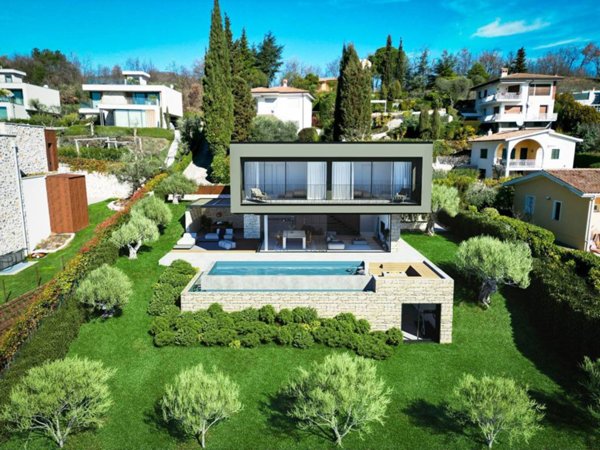 casa indipendente in vendita a Costermano sul Garda in zona Marciaga