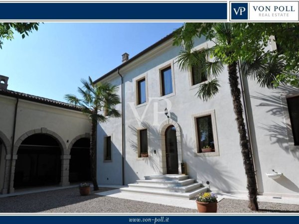 villa in vendita a Costermano sul Garda