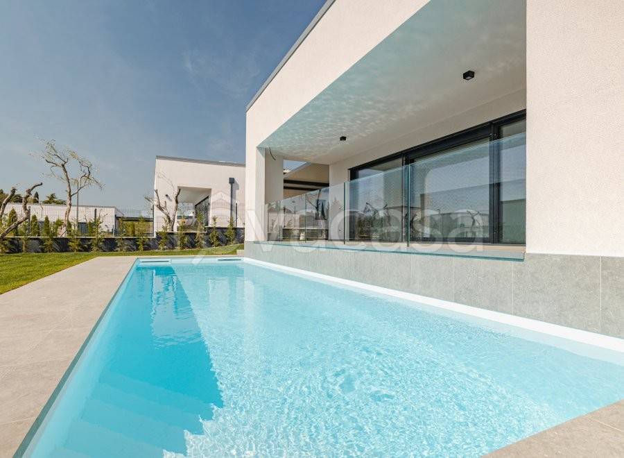 casa indipendente in vendita a Costermano sul Garda