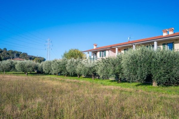 appartamento in vendita a Costermano sul Garda in zona Albarè