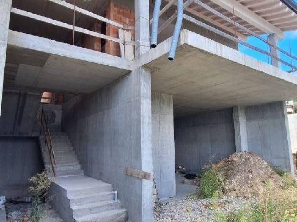 casa indipendente in vendita a Costermano sul Garda