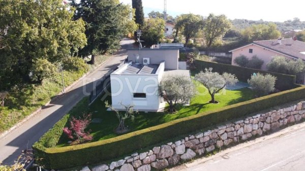 casa indipendente in vendita a Costermano sul Garda