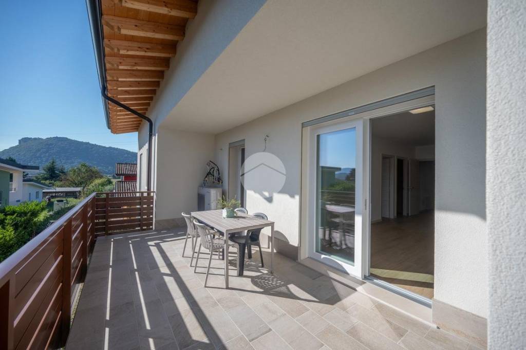 appartamento in vendita a Costermano sul Garda in zona Albarè