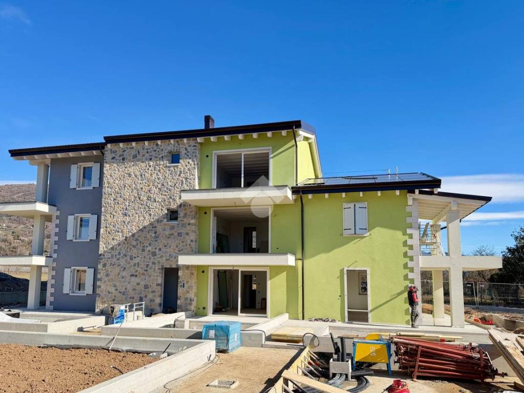 appartamento in vendita a Costermano sul Garda