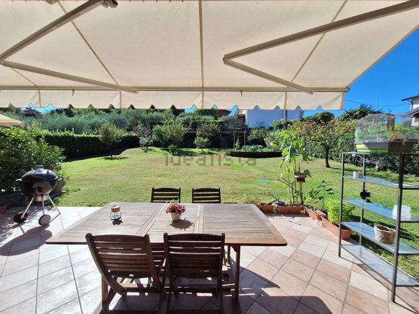 casa indipendente in vendita a Costermano sul Garda