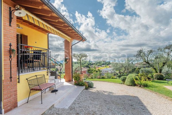 casa indipendente in vendita a Costermano sul Garda in zona Marciaga