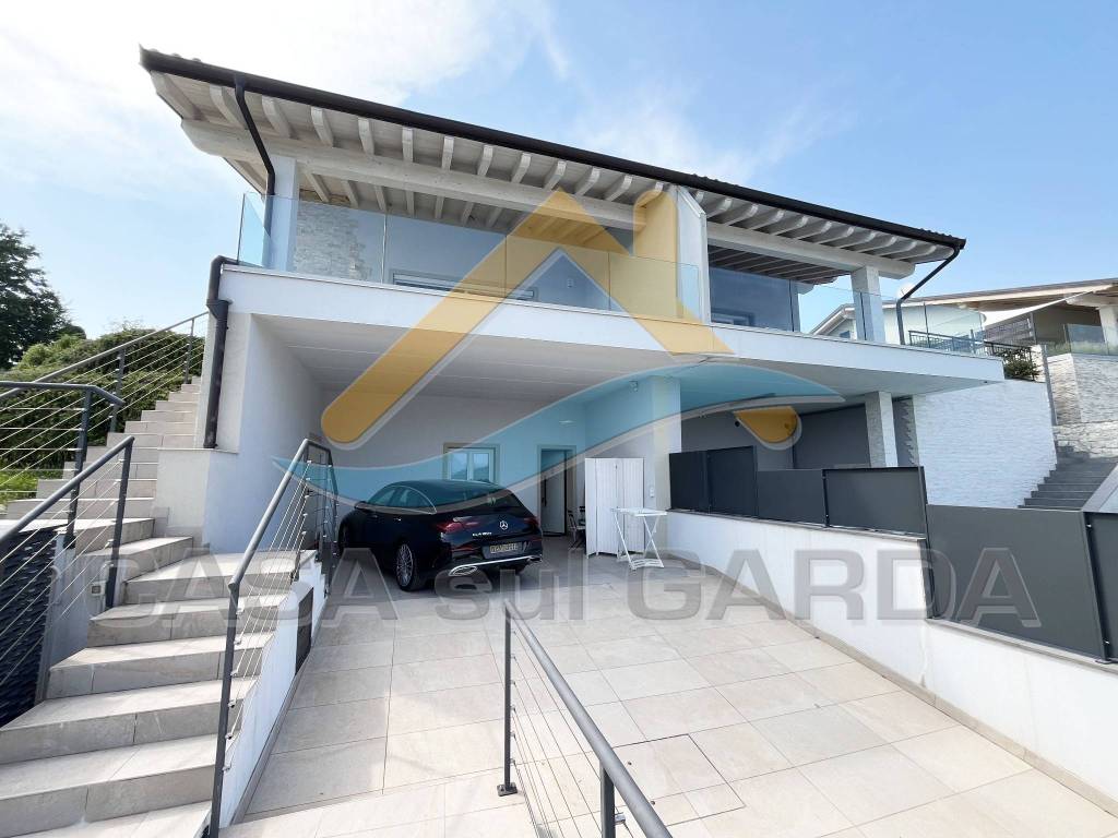 casa indipendente in vendita a Costermano sul Garda