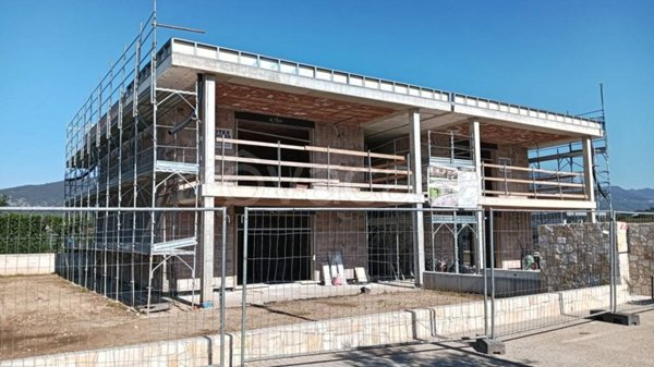 appartamento in vendita a Costermano sul Garda in zona Albarè