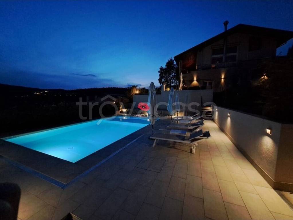 casa indipendente in vendita a Costermano sul Garda