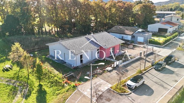 casa indipendente in vendita a Costermano sul Garda
