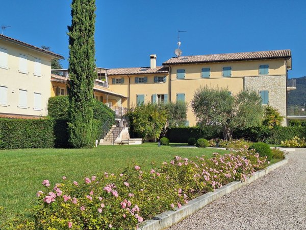 appartamento in vendita a Costermano sul Garda in zona Marciaga