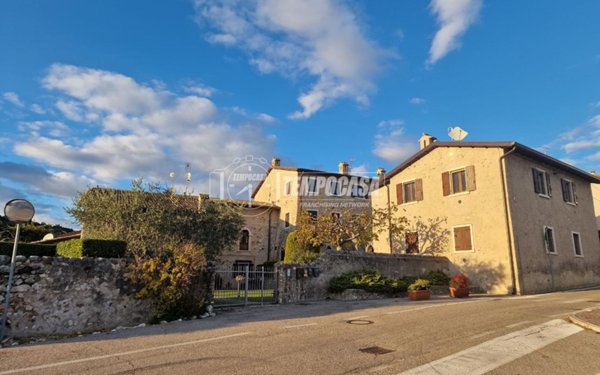 appartamento in vendita a Costermano sul Garda