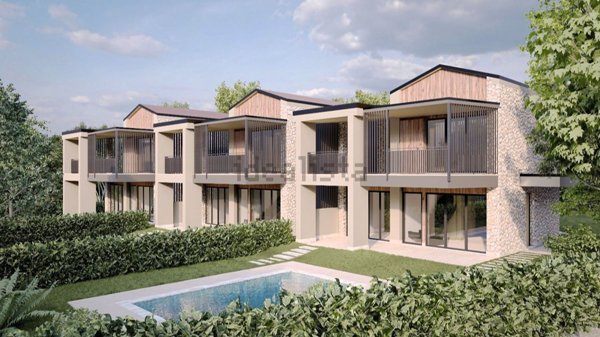 casa indipendente in vendita a Costermano sul Garda