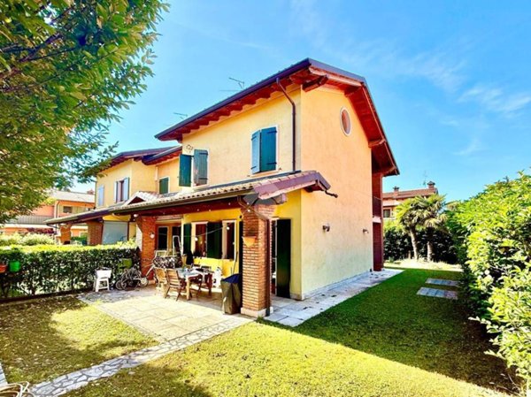 casa indipendente in vendita a Costermano sul Garda in zona Albarè