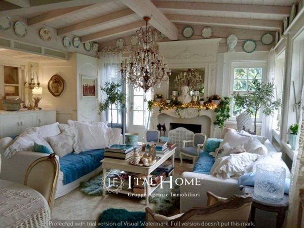 casa indipendente in vendita a Costermano sul Garda in zona Albarè