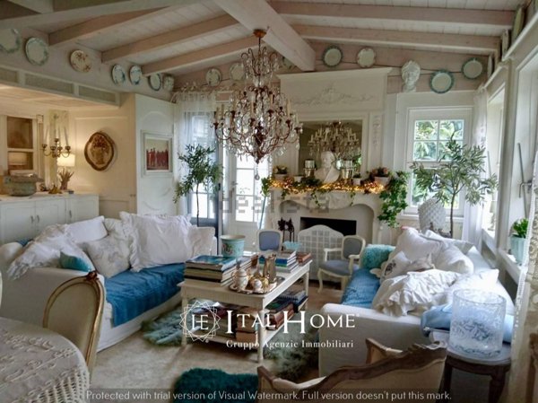 casa indipendente in vendita a Costermano sul Garda in zona Albarè