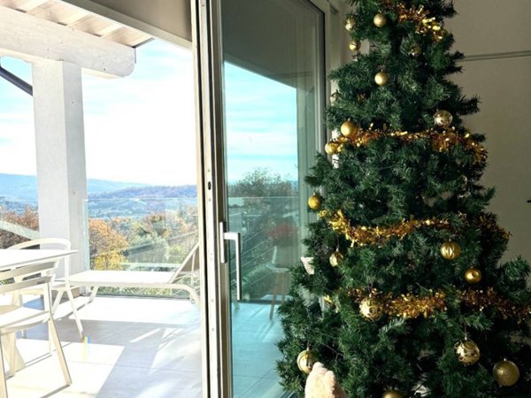 casa indipendente in vendita a Costermano sul Garda