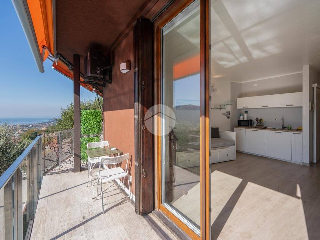 appartamento in vendita a Costermano sul Garda