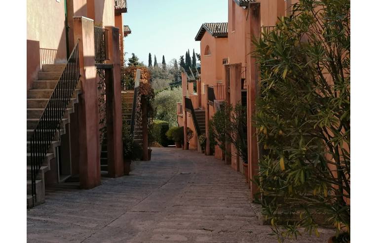 casa indipendente in vendita a Costermano sul Garda in zona Marciaga