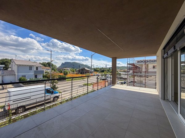 appartamento in vendita a Costermano sul Garda in zona Albarè