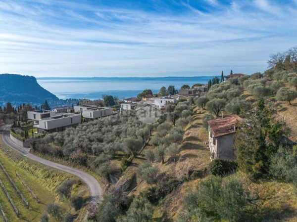 casale in vendita a Costermano sul Garda in zona Marciaga