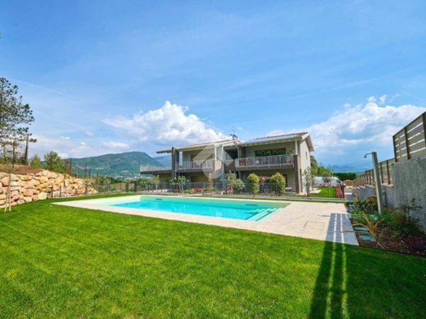 appartamento in vendita a Costermano sul Garda in zona Albarè