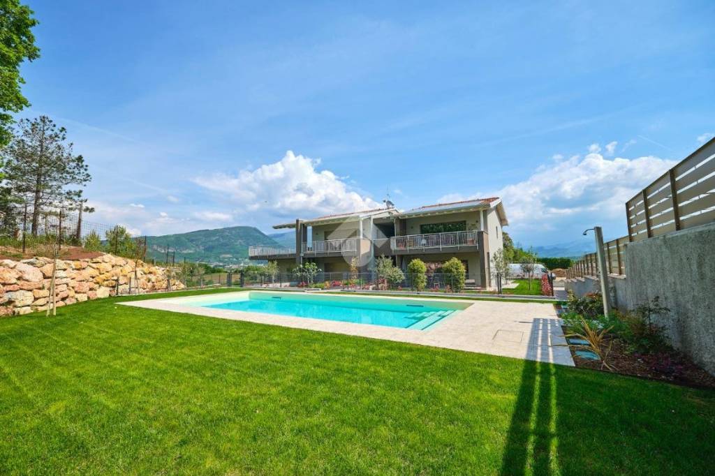 appartamento in vendita a Costermano sul Garda in zona Albarè