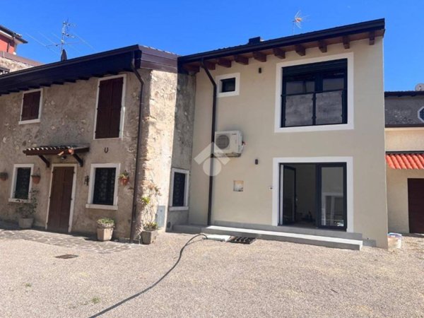 appartamento in vendita a Costermano sul Garda