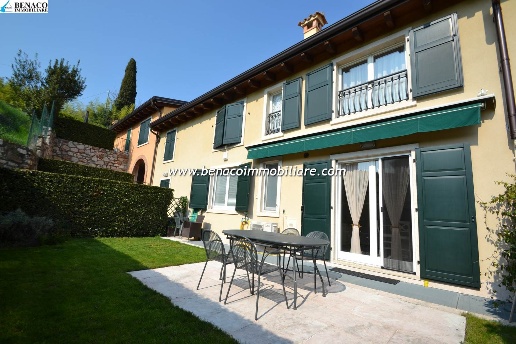 appartamento in vendita a Costermano sul Garda in zona Albarè