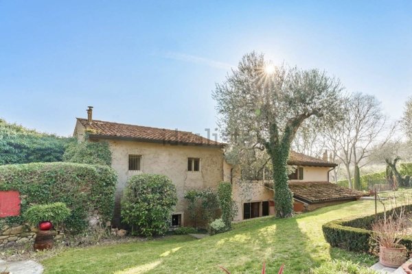 casale in vendita a Costermano sul Garda in zona Marciaga