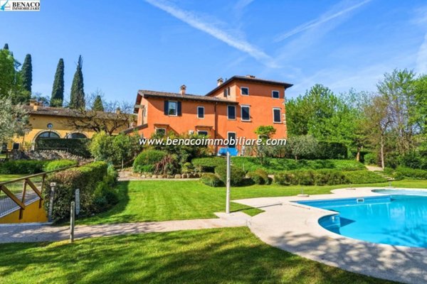 appartamento in vendita a Costermano sul Garda in zona Albarè