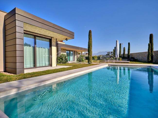 casa indipendente in vendita a Costermano sul Garda in zona Marciaga
