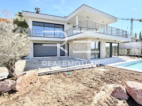 casa indipendente in vendita a Costermano sul Garda